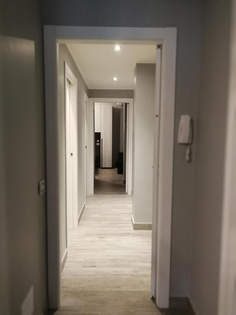Bgy Central Apartments แบร์กาโม ภายนอก รูปภาพ