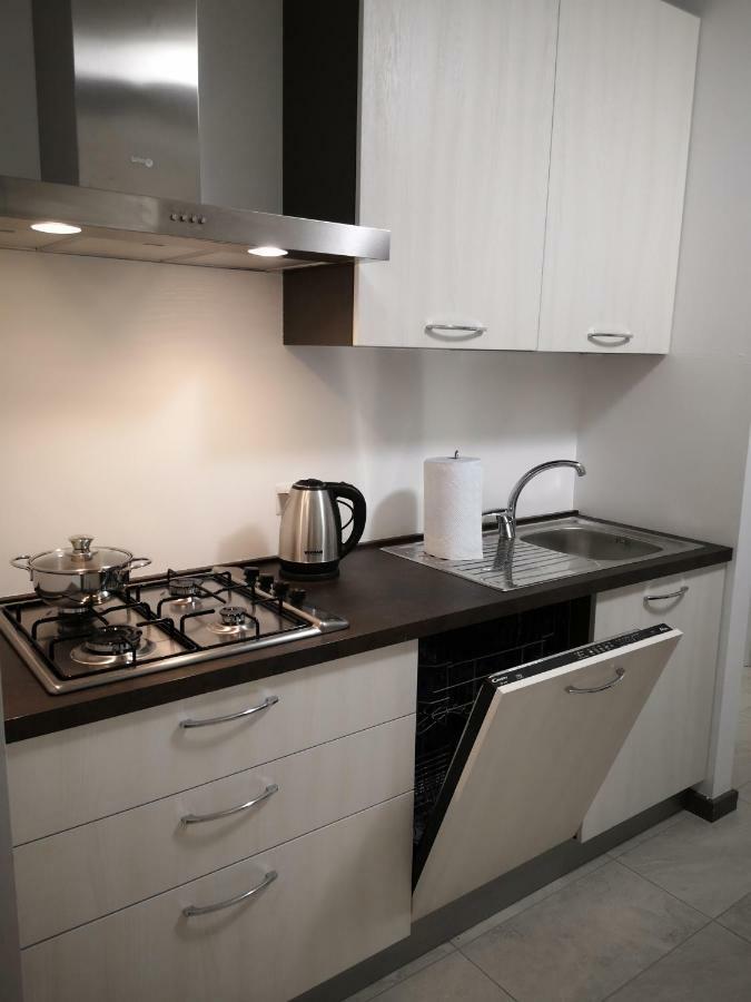 Bgy Central Apartments แบร์กาโม ภายนอก รูปภาพ