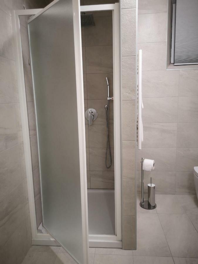 Bgy Central Apartments แบร์กาโม ภายนอก รูปภาพ
